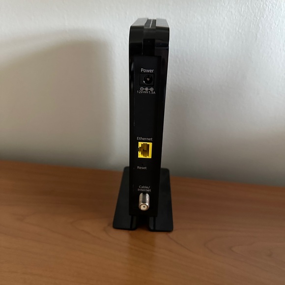 Netgear CM500 Modem - Picture 3 of 3